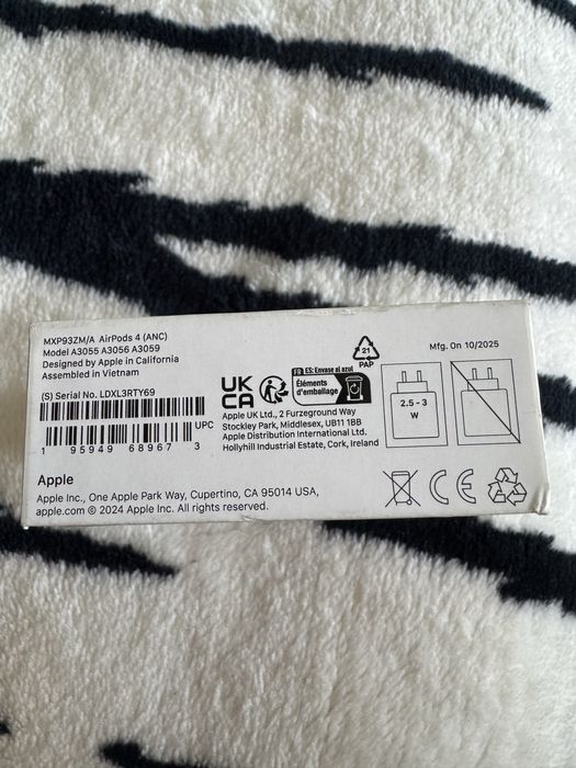 Apple AirPods 4 - ANC