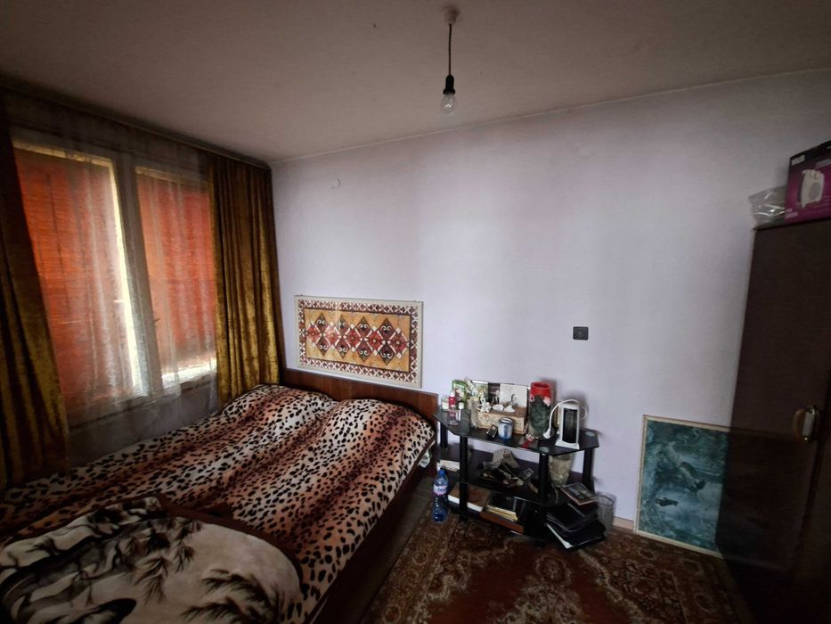 Продава се Тристаен апартамент в Панагюрище - 120 кв.м за 600 €/кв.м - Снимка #17