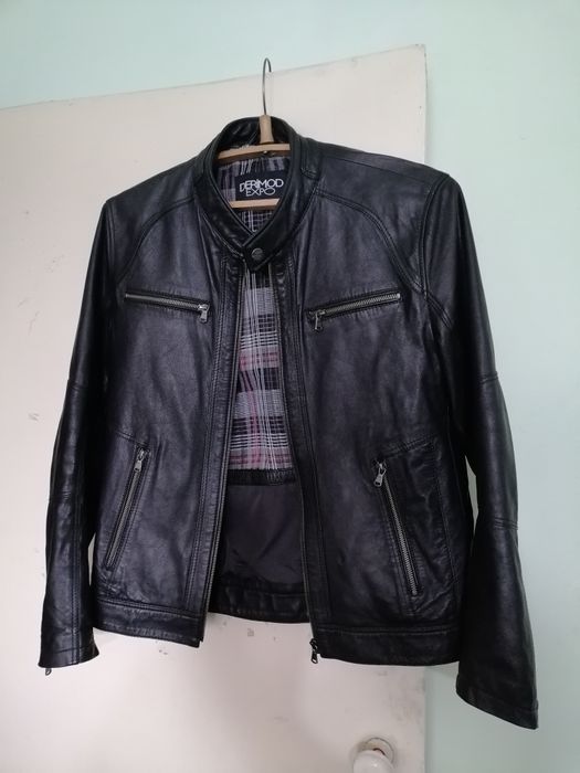 Продам кожаные куртки.