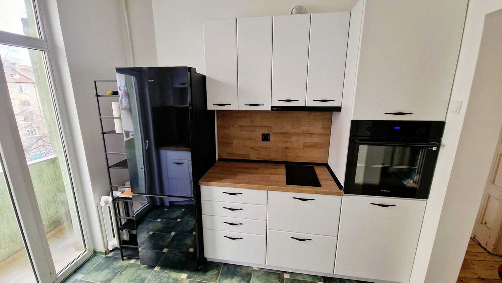 3-стаен апартамент под наем в идеалния център