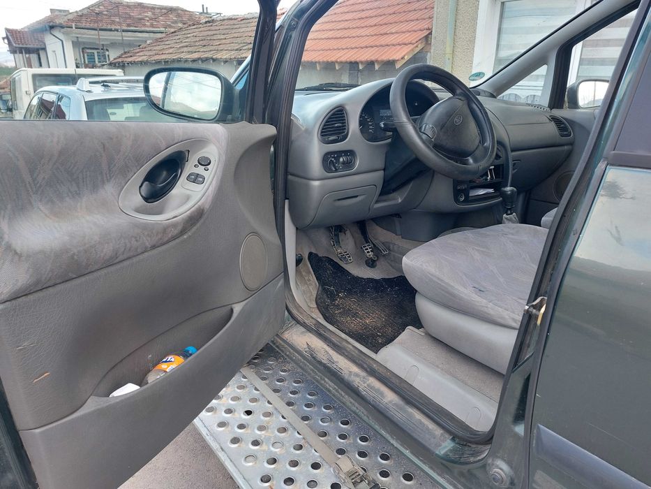 На части 2.3 Бензин