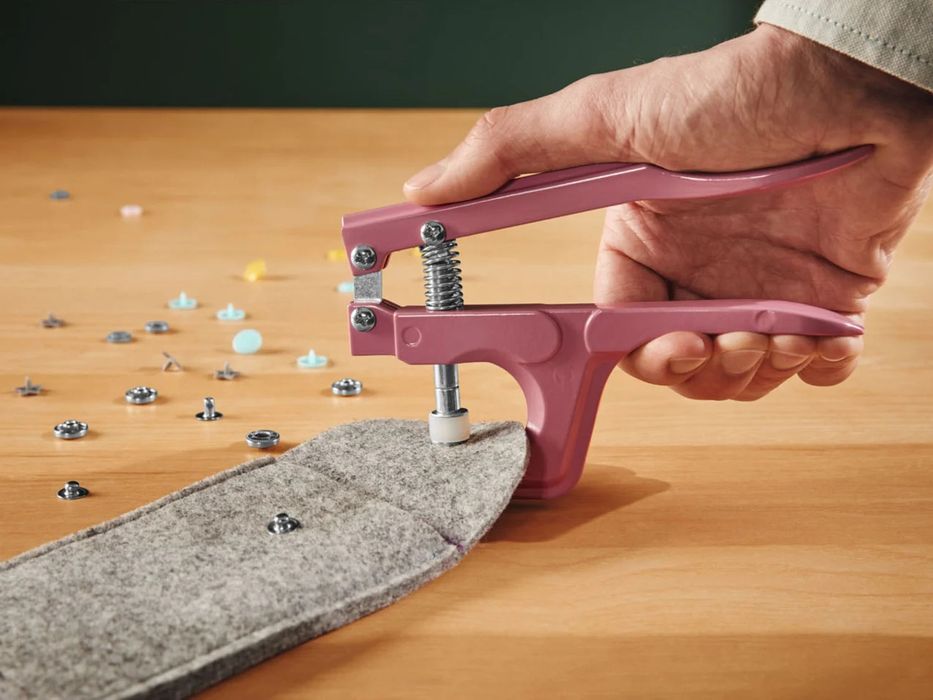 Set presa de mana și capse -  SIGILAT