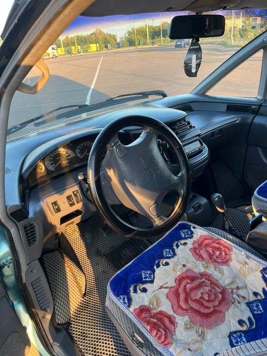 Авто тайота превиа