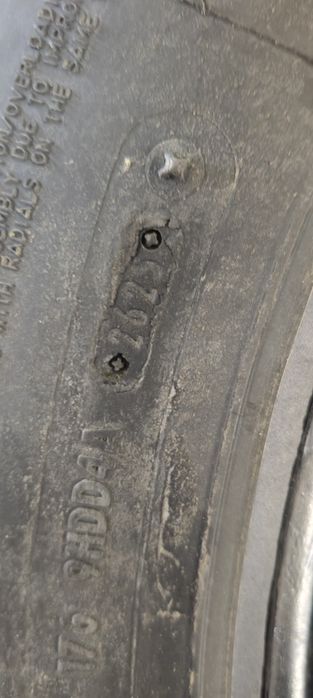 Продам 2 баллона новые