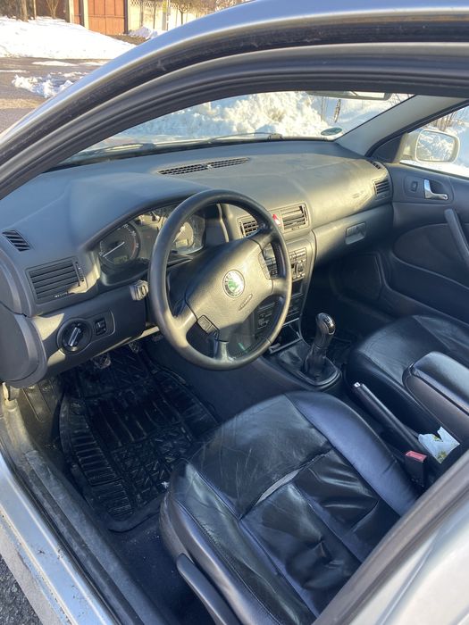 Vand Skoda Octavia , pret negociabil !