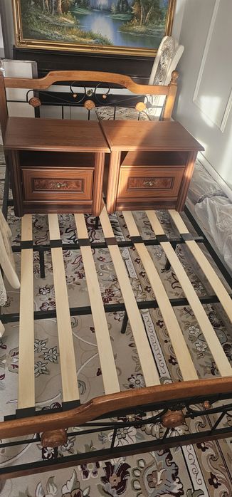 Кровать полуторка с тумбами