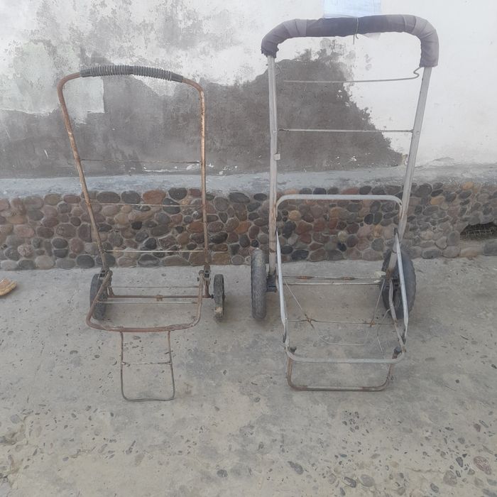 Араба одна колёсный.и тележки.