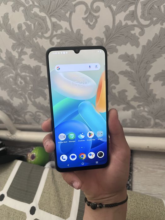продам телефон виво y55