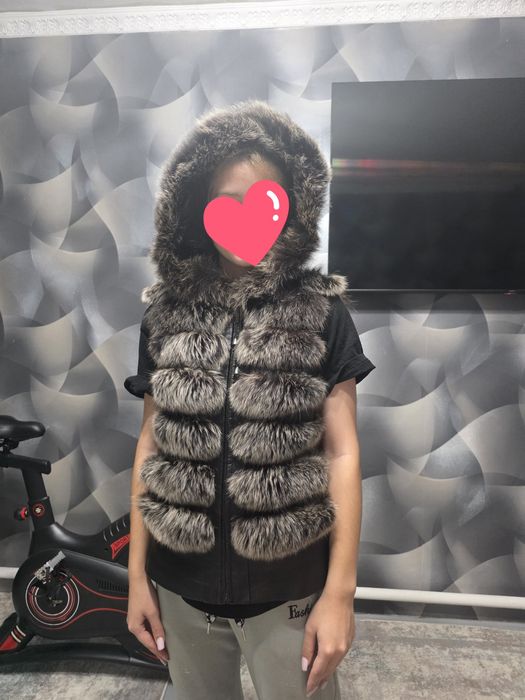 Чернобурка безрукавка