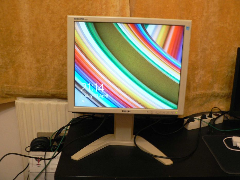 монитор PHILIPS BRILLIANCE 190P