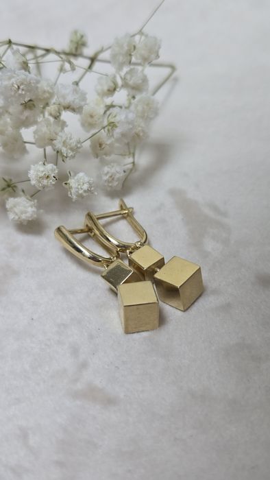 Серьги золотые ЖанТаС ломбард Астана