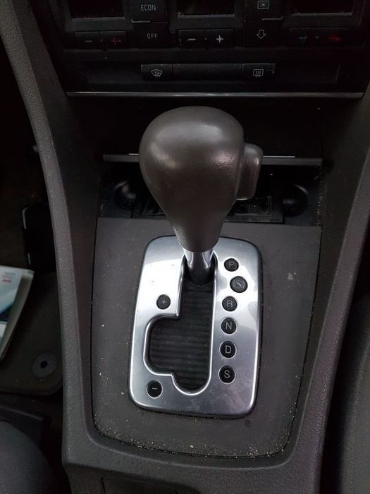 Timonerie Completa Cutie Automata Cu Nuca Si Selector Audi A4 B6 1.9TDI 2000 - 2004
