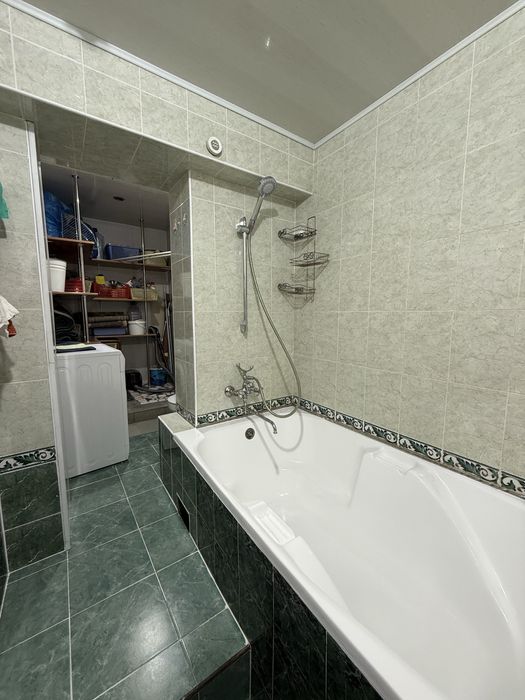 Семейная резиденция! 5 комн/5/9 ( 130 квм) Авиасозлар