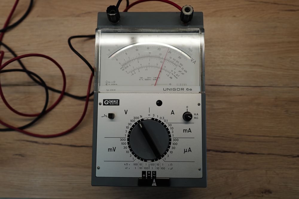 Multimetru Goerz Unigor 6E impecabil vintage TOP lampi electronist