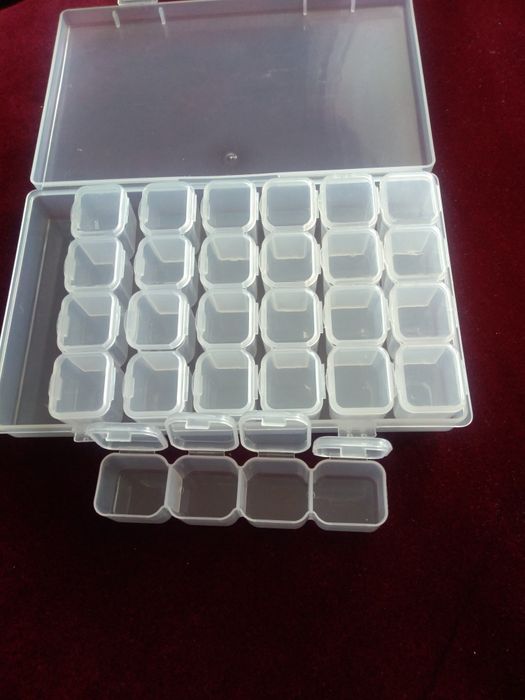 Продам органайзер для бисера