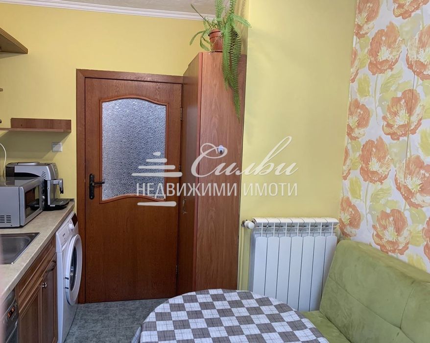 Дава се под наем Двустаен апартамент в Търговище, Център - 56 кв.м за 255 € - Снимка #5