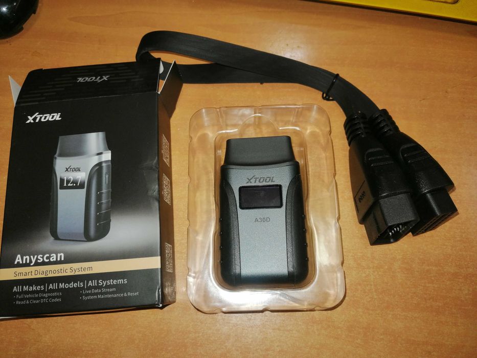 Продавам автомобилен скенер/диагностика XTOOL A30D, доживотен ъпдейт
