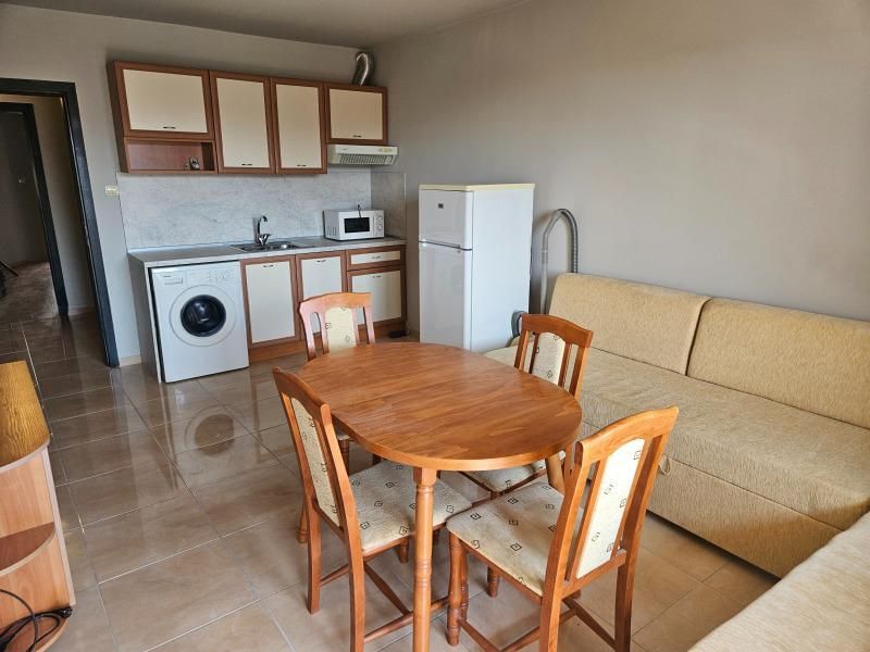 Продава се Двустаен апартамент в Поморие - 62 кв.м за 1500 €/кв.м - Снимка #1