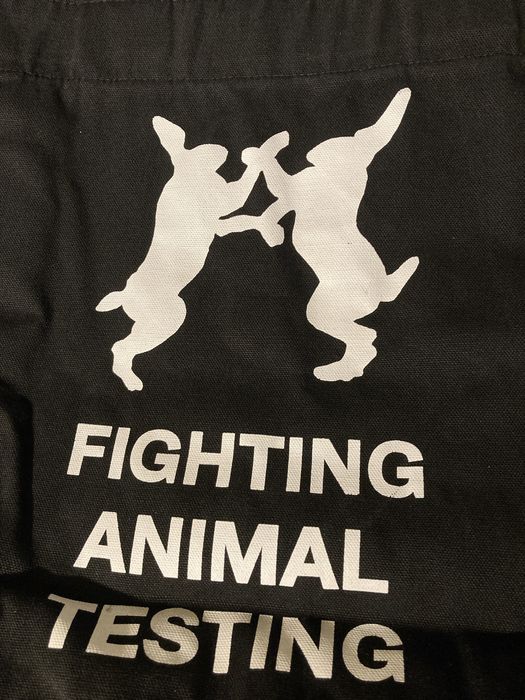 Сумка Lush fighting animal testing