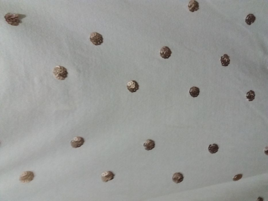 Женская блузка индийская. Цвет слоновая кость с пайетками. Нарядная.