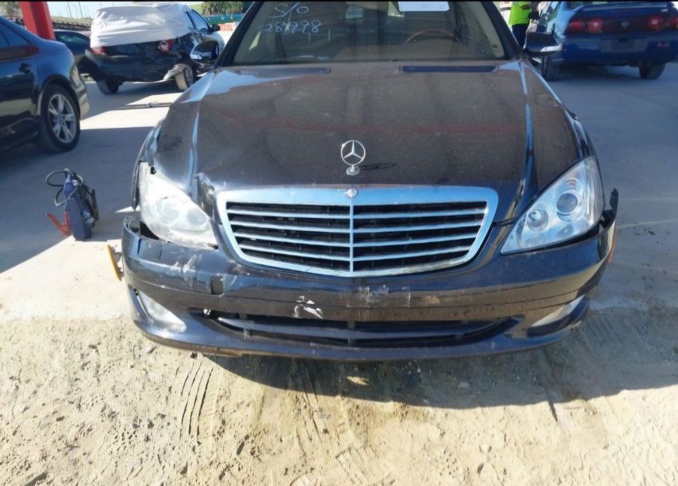 W221 Мерцедес S 500