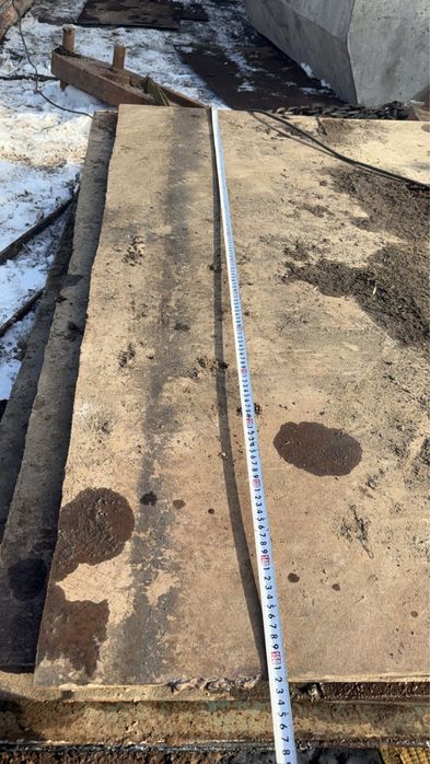 Продам листы толшина 10