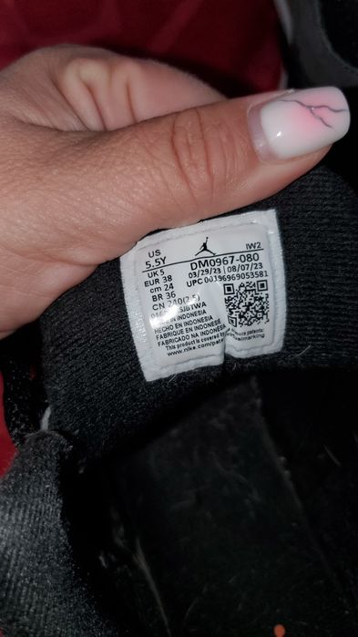 Jordan 3  marimea 38