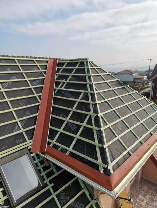 Constructie Acoperis Nou , Renovarii Acoperise reparatii urgenta