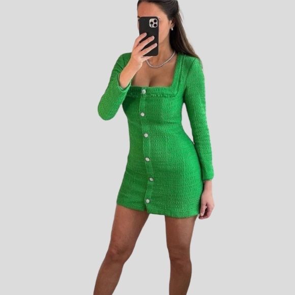 Страхотна рокля ZARA букле