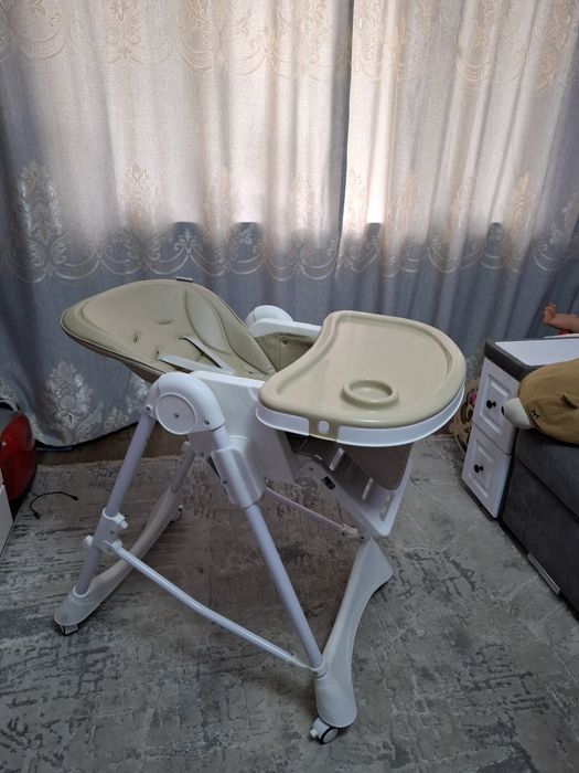 Продам стул для кормления