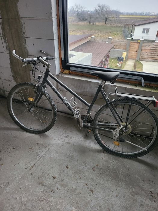 Vând bicicleta marin rockstar California