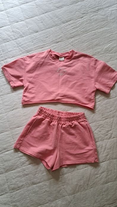 Комплект на девочку  8-9 лет