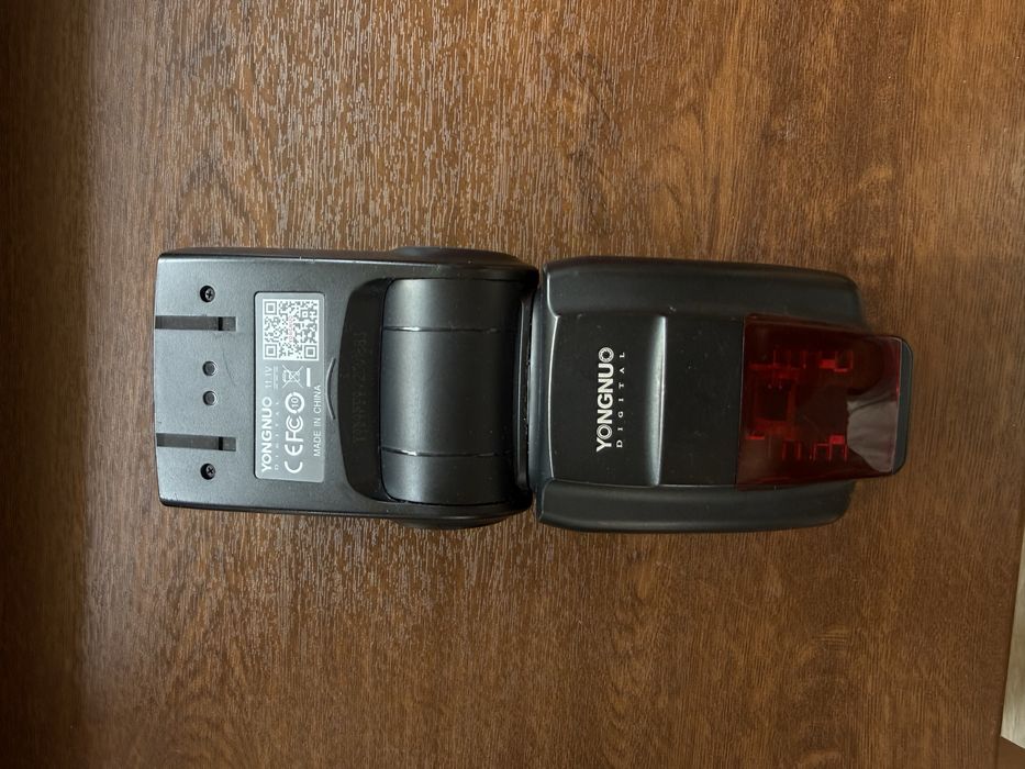 Вспышка накамерная youngnuo YN720 speedlite