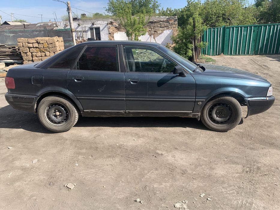 Продам Audi 80 B4