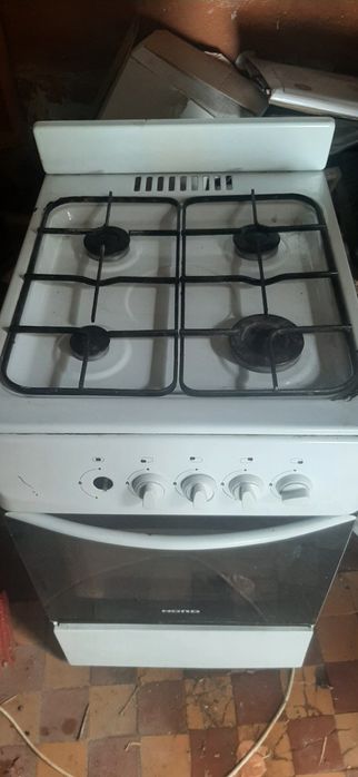 Продам газ плиту