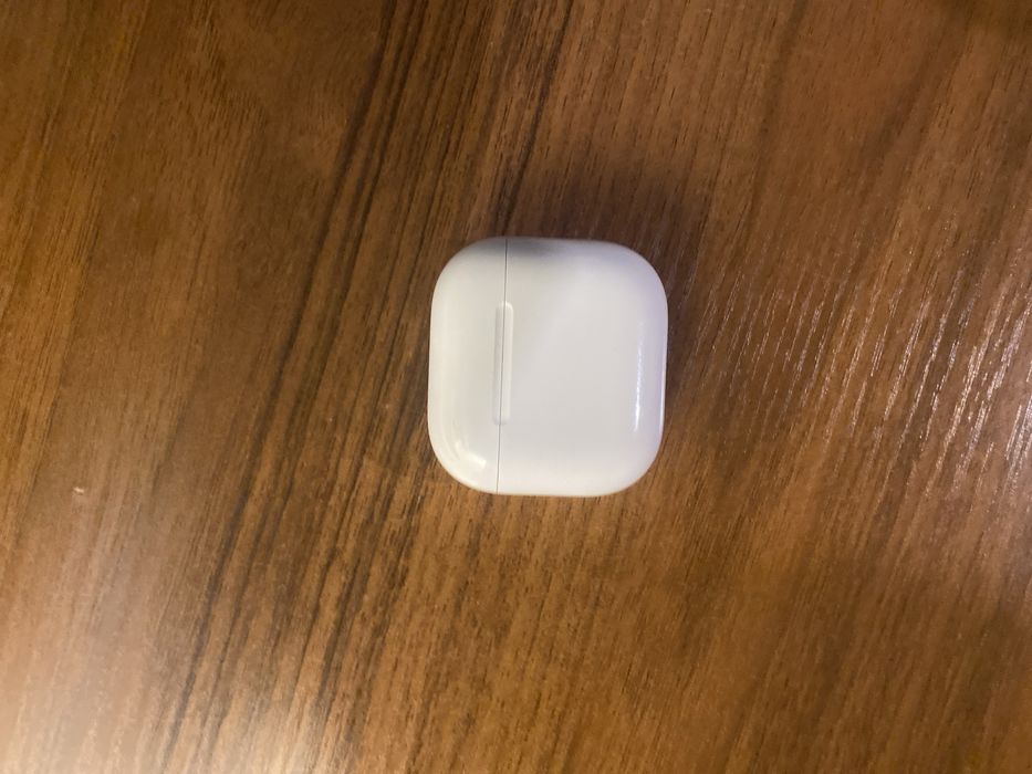 iphone 11 pro max 256gd+ Apple watch series 3 38mm+ airpods 4