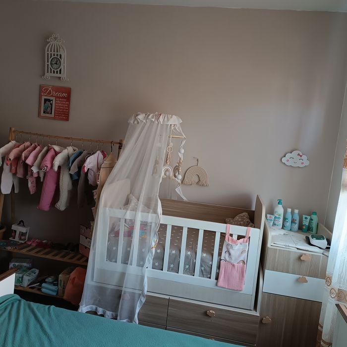 Бебешка кошара  с матрак и балдахин