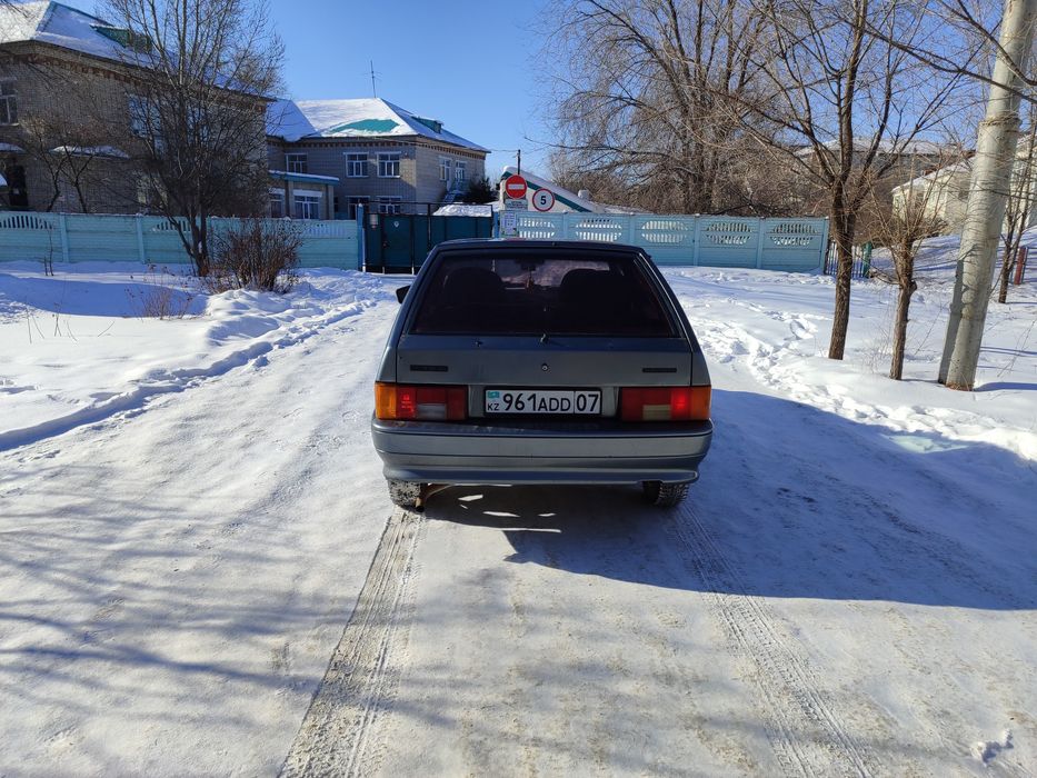 Ваз(Lada) 2114 год выпуска 2005