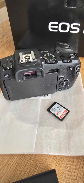 Canon EOS RP Mirrorless Digital Camera
