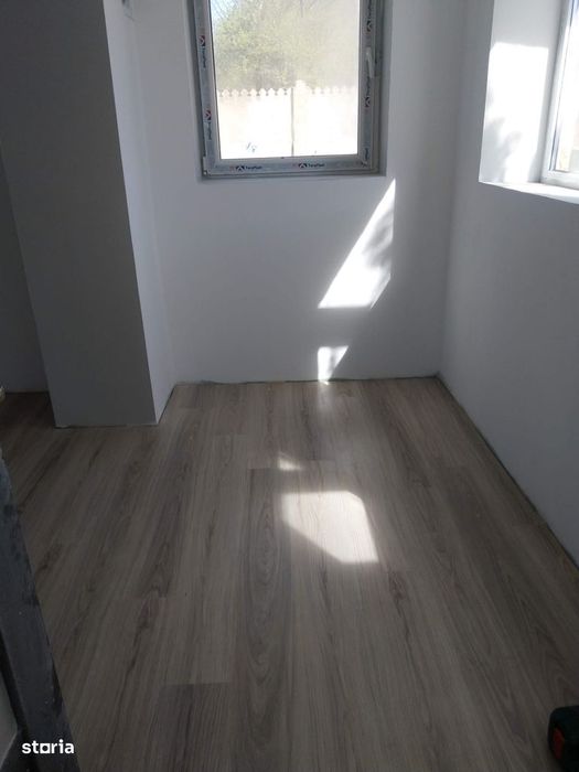 Casă renovată în 2020, teren 1.354 mp – Ghindeni, Dolj