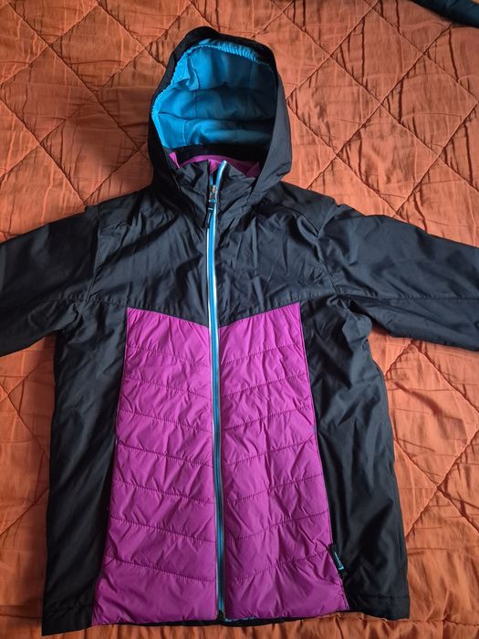 Super Geaca i Decathlon  10-12 ani impermeabila Wedze Decathlon ,