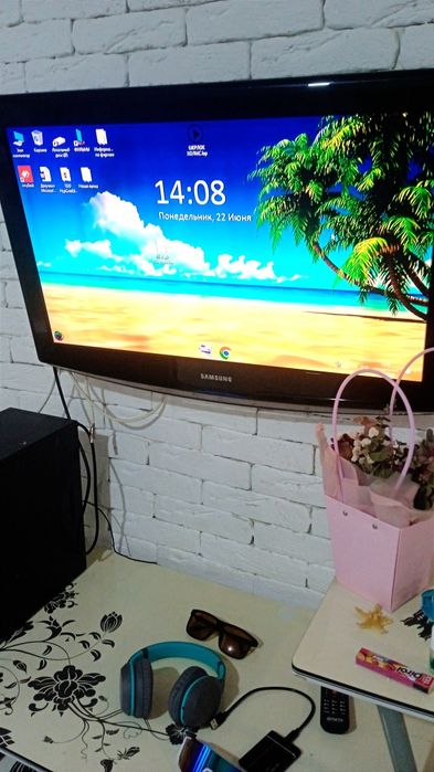 Телевизор Samsung