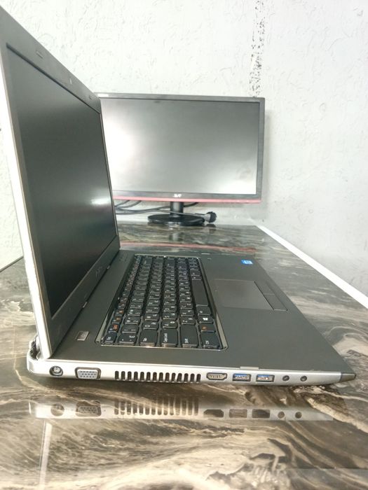 Ноутбук dell vostro