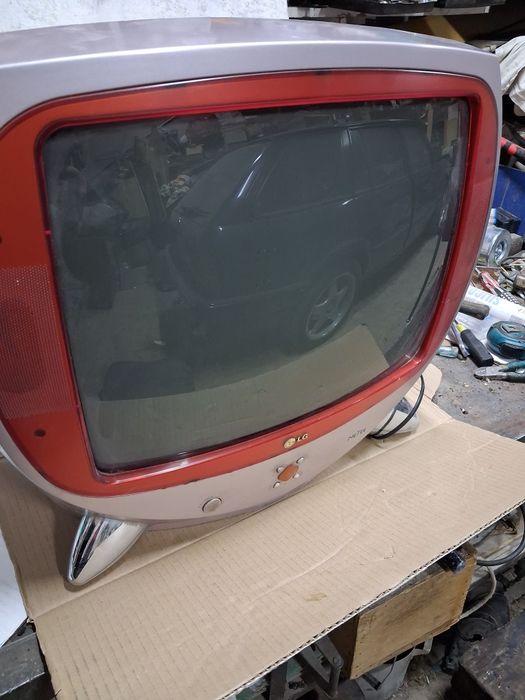 Продам телевизор LG Netee