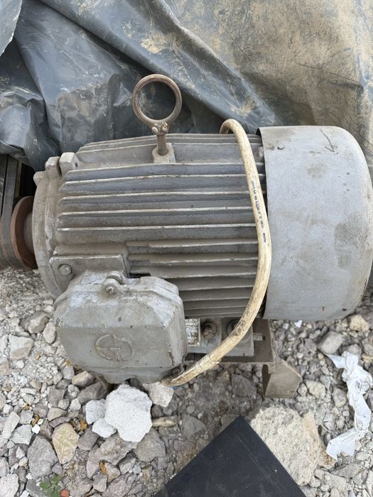 Motor electric trifazat 380-220
