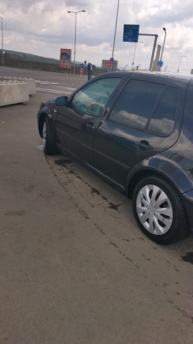 Vând golf IV 1.4 benzină