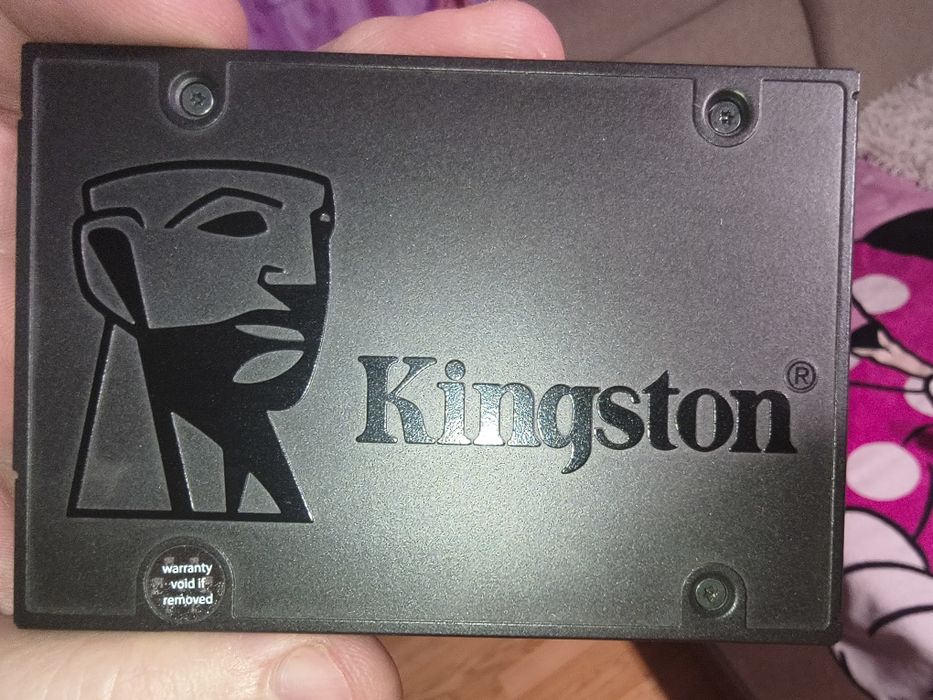 Ssd Kingston 480GB fosit 24 zile , impecabil .