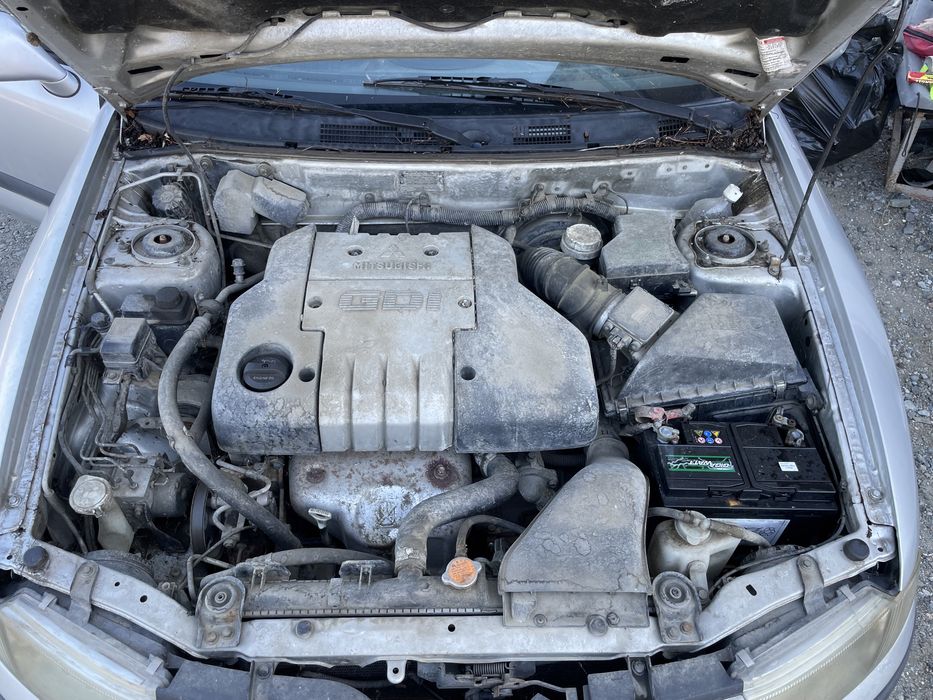 Mitsubishi Carisma 1.8 GDi Мицубиши Каризма 1.8 ГДи  на части!!