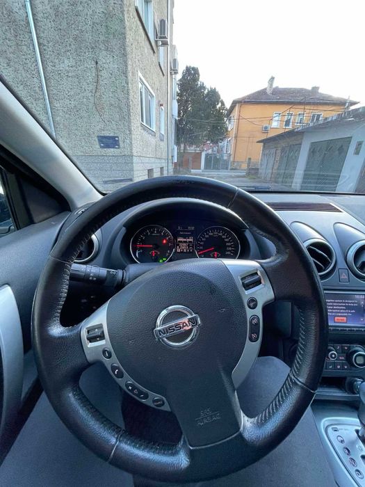 Nissan Qashqkai автомат 2010г