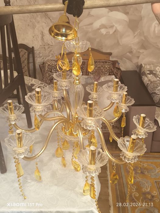 Люстра новая 12 рожков